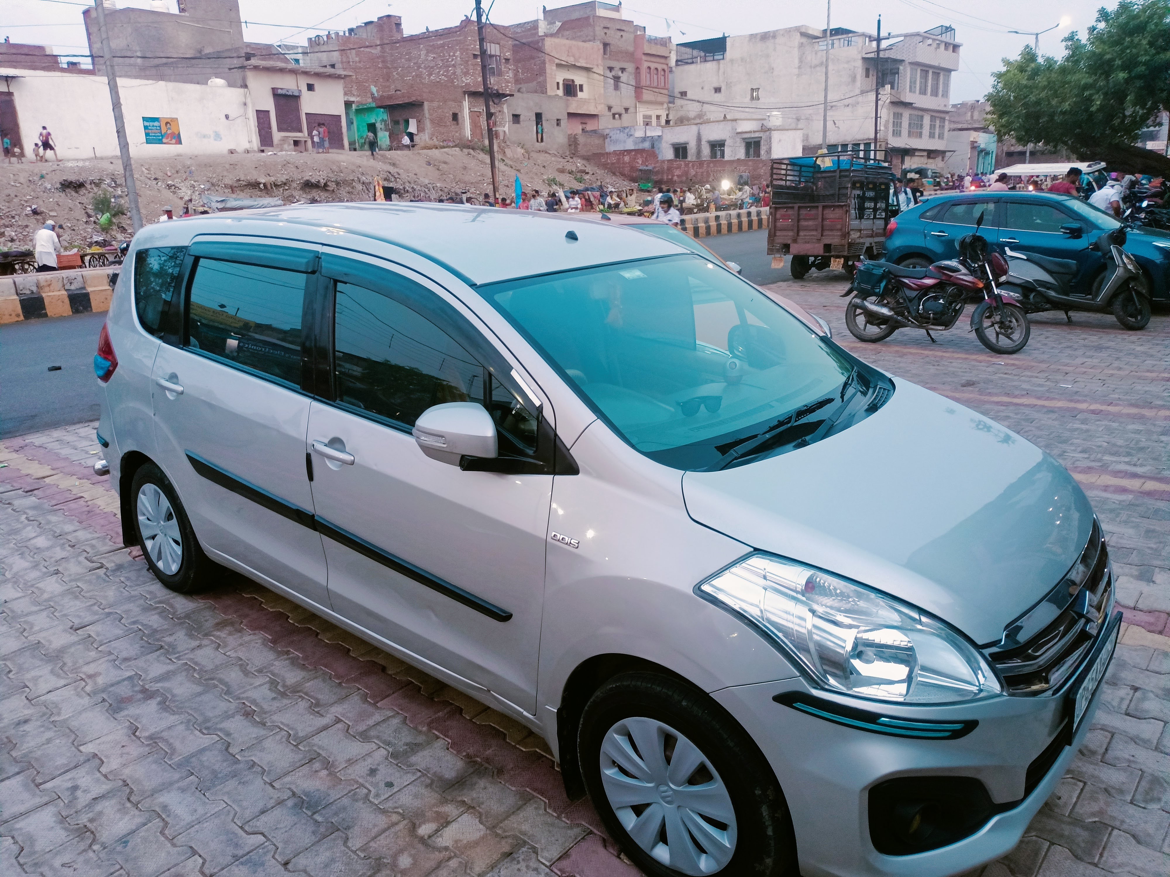 Mathura Taxi